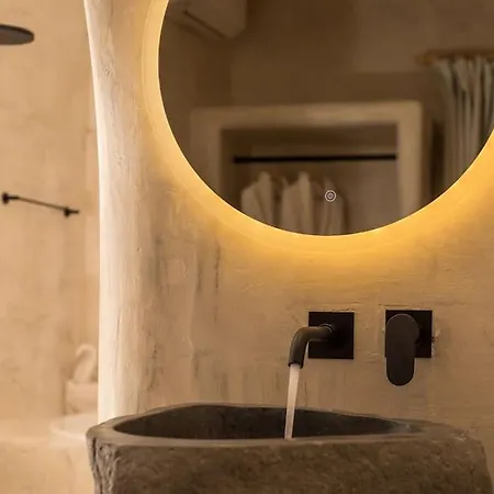 Saint Zoe Luxury Apartment