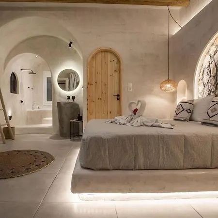 Saint Zoe Apartment *