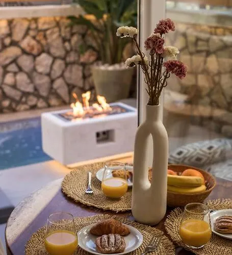 Saint Zoe Rhodes City