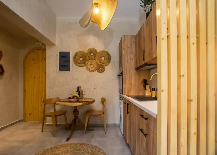 Saint Zoe Rhodes City