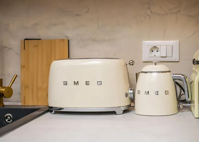 Saint Zoe * Rhodes City