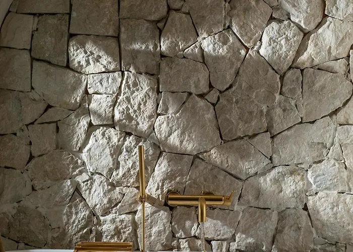 Saint Zoe Rhodes City