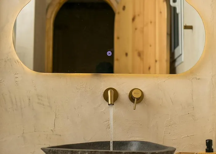 Saint Zoe * Rhodes City